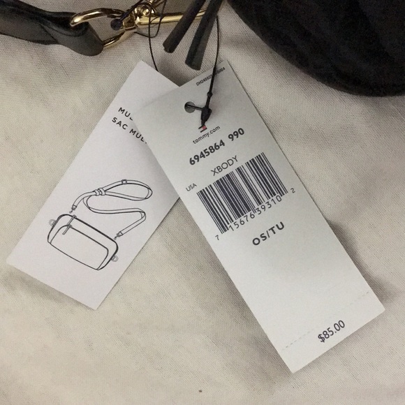 Tommy Hilfiger Black Fanny Pack / Crossbody - Picture 3 of 8